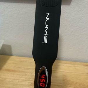 Nume Hair Flat Iron Infra Red Technology (NO HAIR DAMAGE) 1.75”